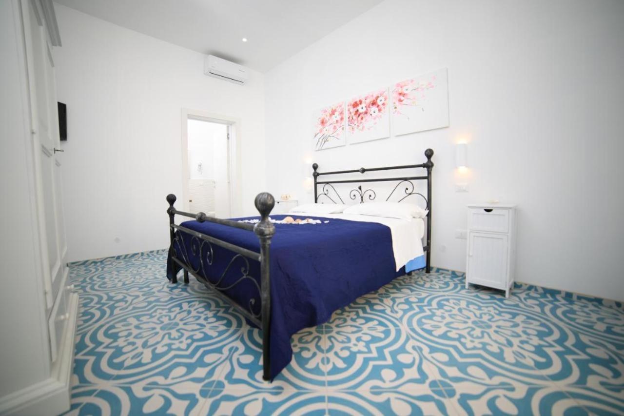 White Aurora Rooms Porto Cesareo Extérieur photo