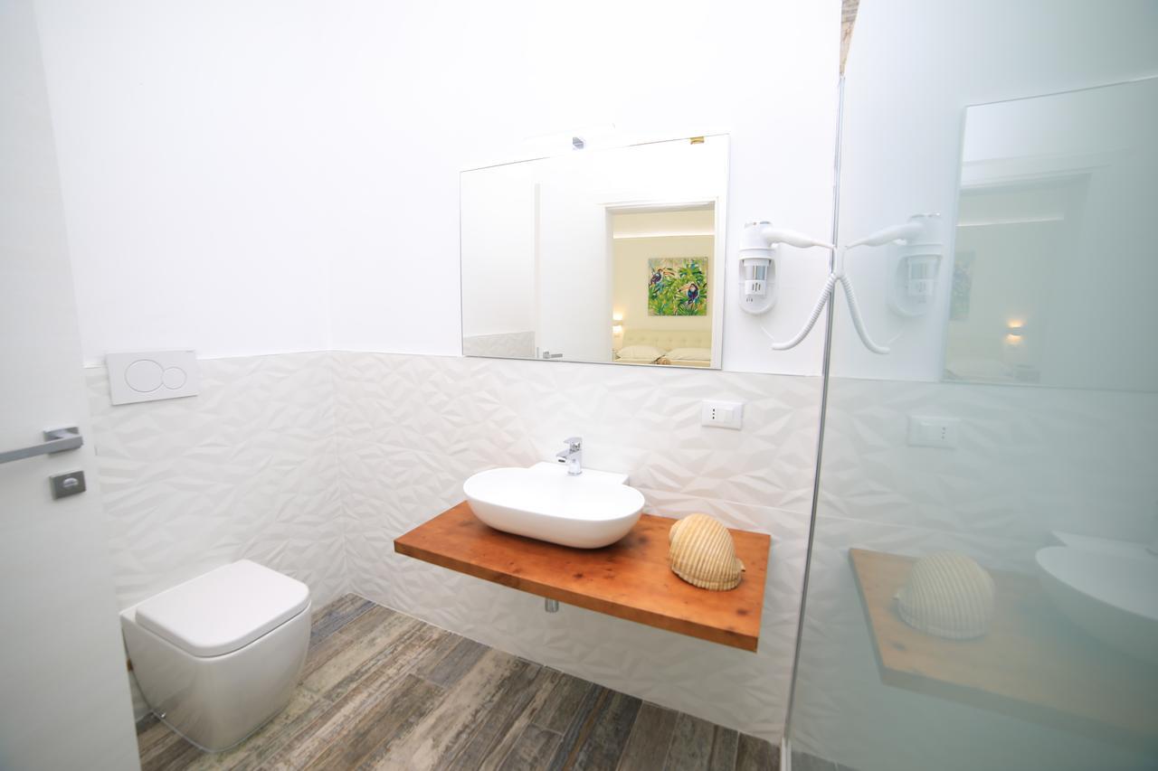 White Aurora Rooms Porto Cesareo Extérieur photo