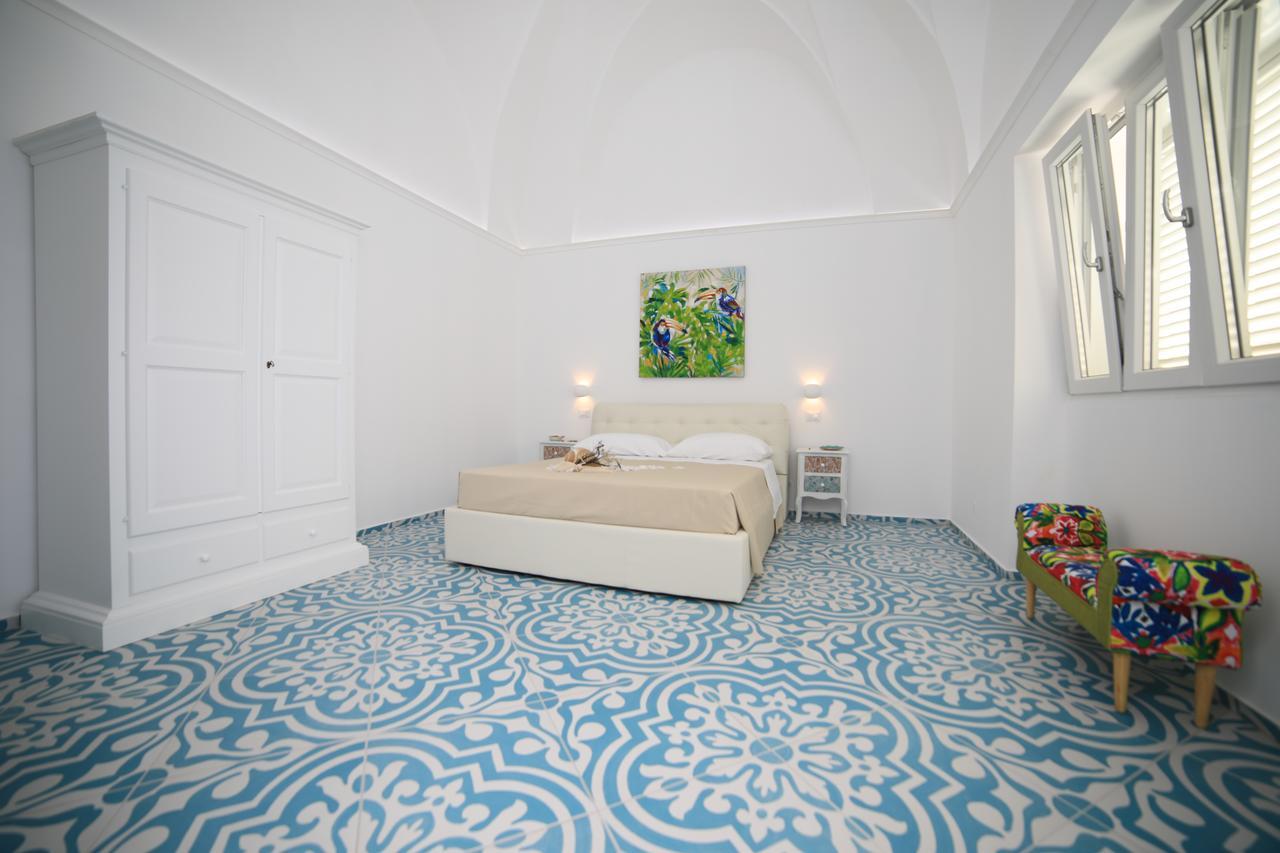 White Aurora Rooms Porto Cesareo Extérieur photo
