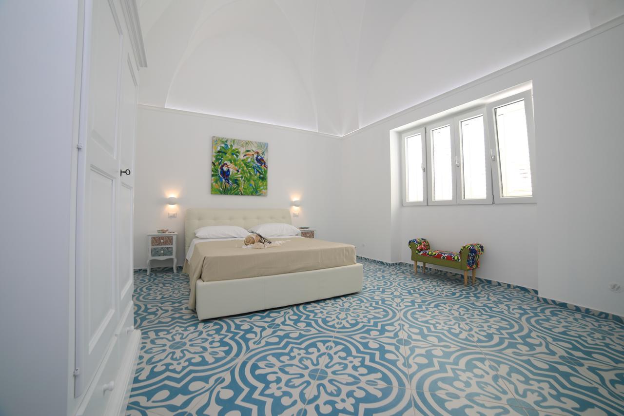 White Aurora Rooms Porto Cesareo Extérieur photo
