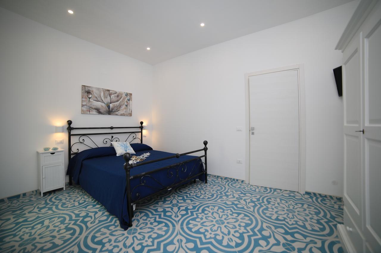 White Aurora Rooms Porto Cesareo Extérieur photo